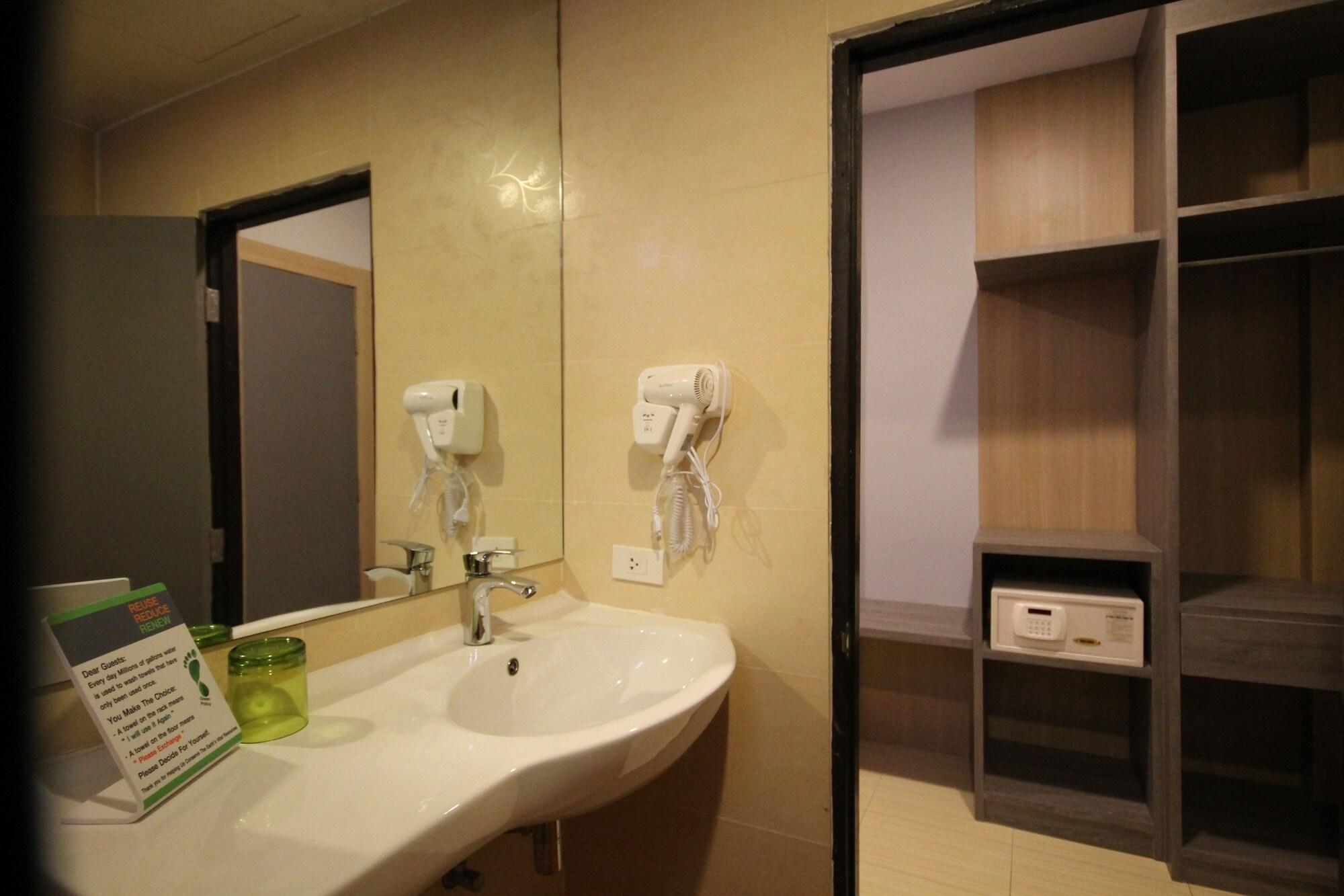 Silver Sand Suites Hotel Ao Nang Beach Экстерьер фото